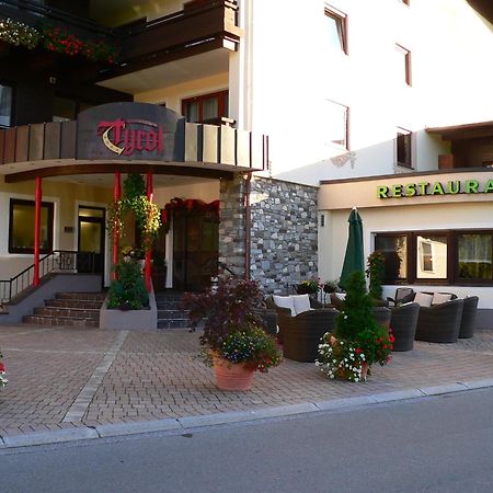Ferienhotel Tyrol Soell Am Wilden Kaiser ภายนอก รูปภาพ