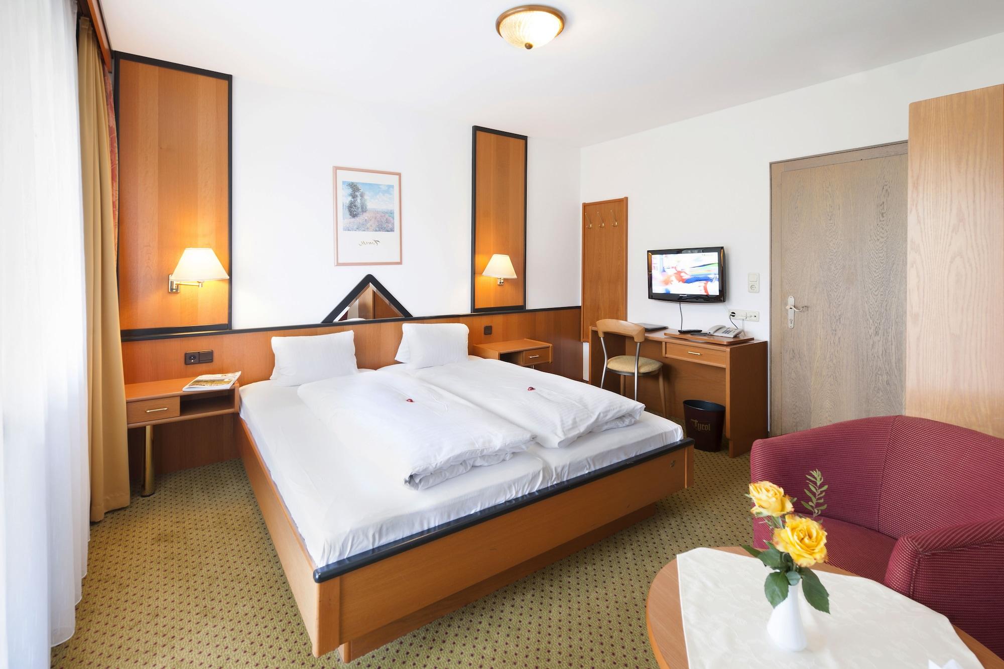 Ferienhotel Tyrol Soell Am Wilden Kaiser ภายนอก รูปภาพ